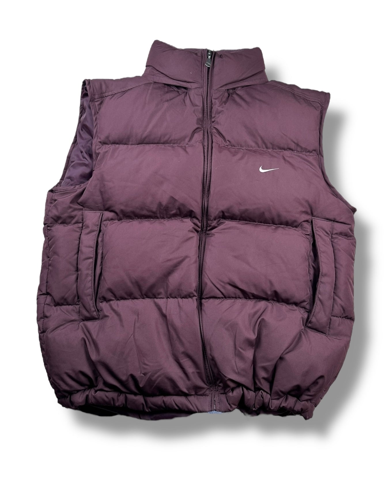 2000s Nike Daunen Puffer-Weste Bordeaux mit Swoosh | Vintage M