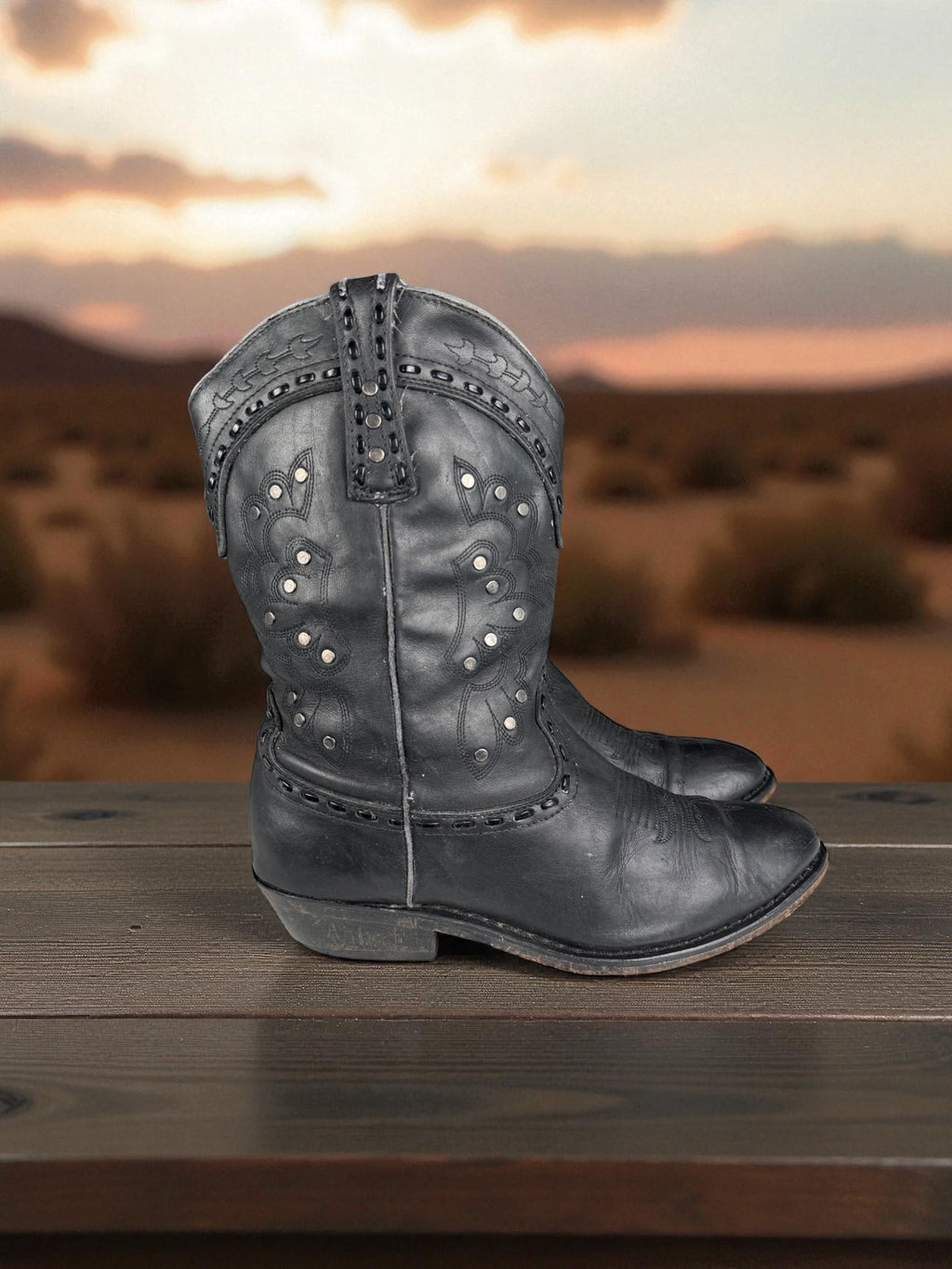 Vintage Western Boots Schwarz Leder Nieten | EU 40–41