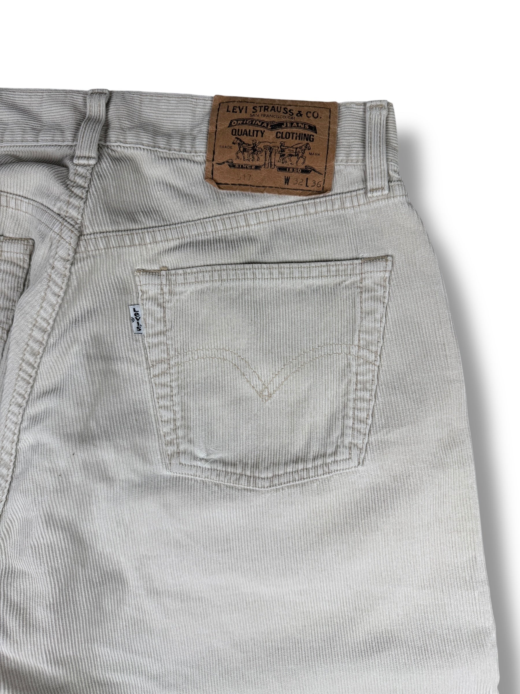 1990s Levi’s 517 Cord Cream | M-L W32 L36