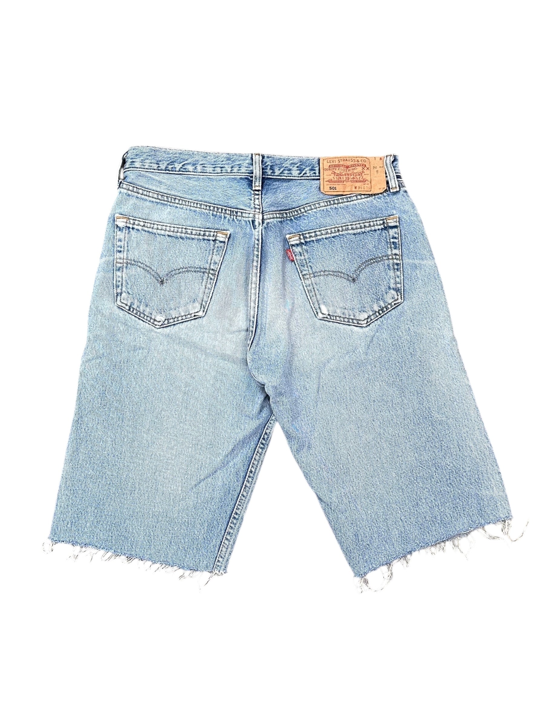 1990s Levi’s 501 Short Jeans vintage W34