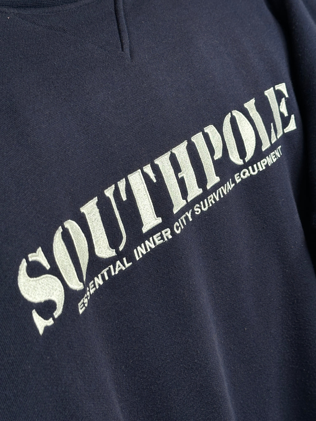 1990s Southpole embroidered heavy sweater spellout L
