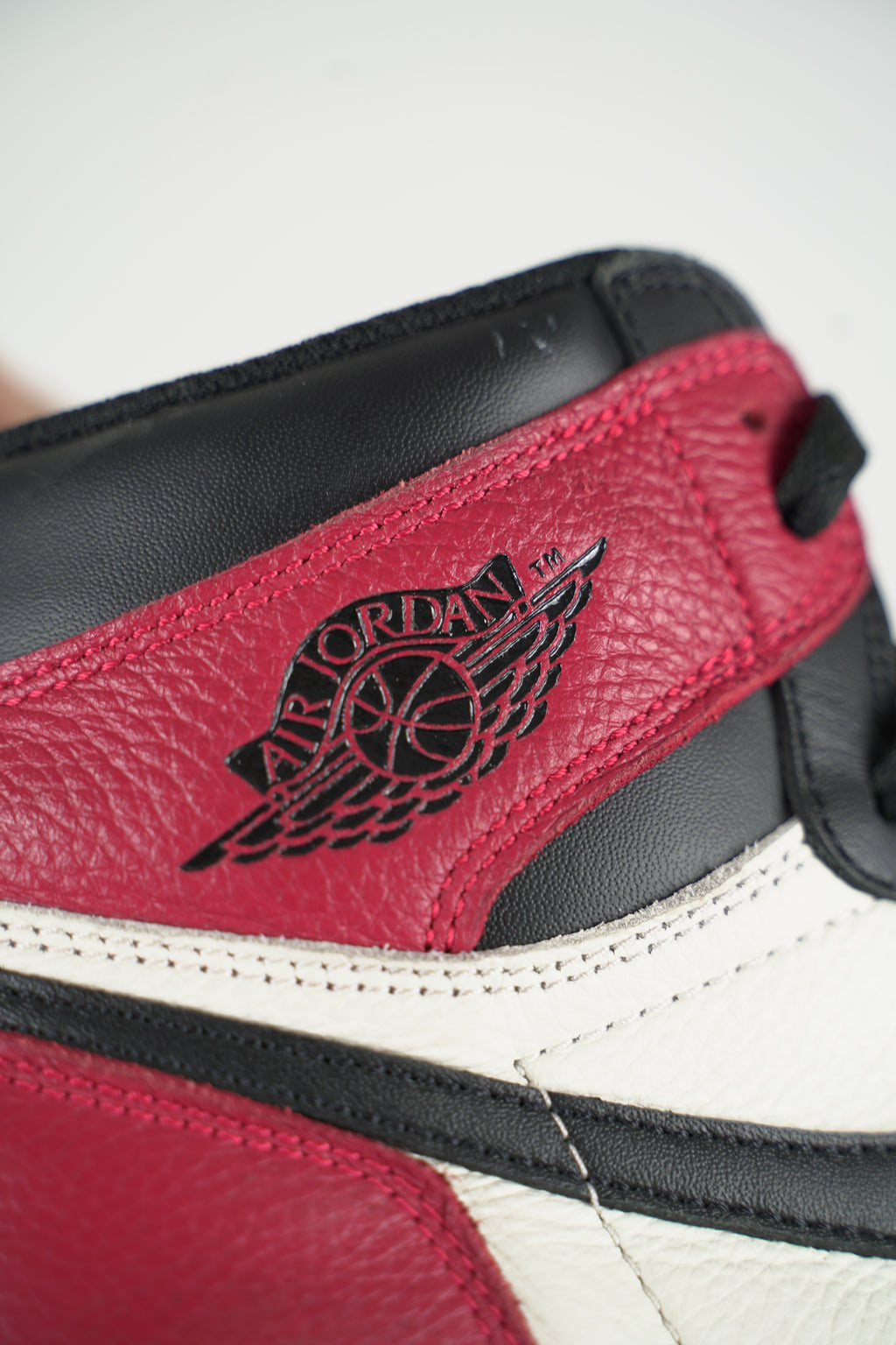 Nike Air Jordan 1 High Bred Toe US12 / 46 (2018)