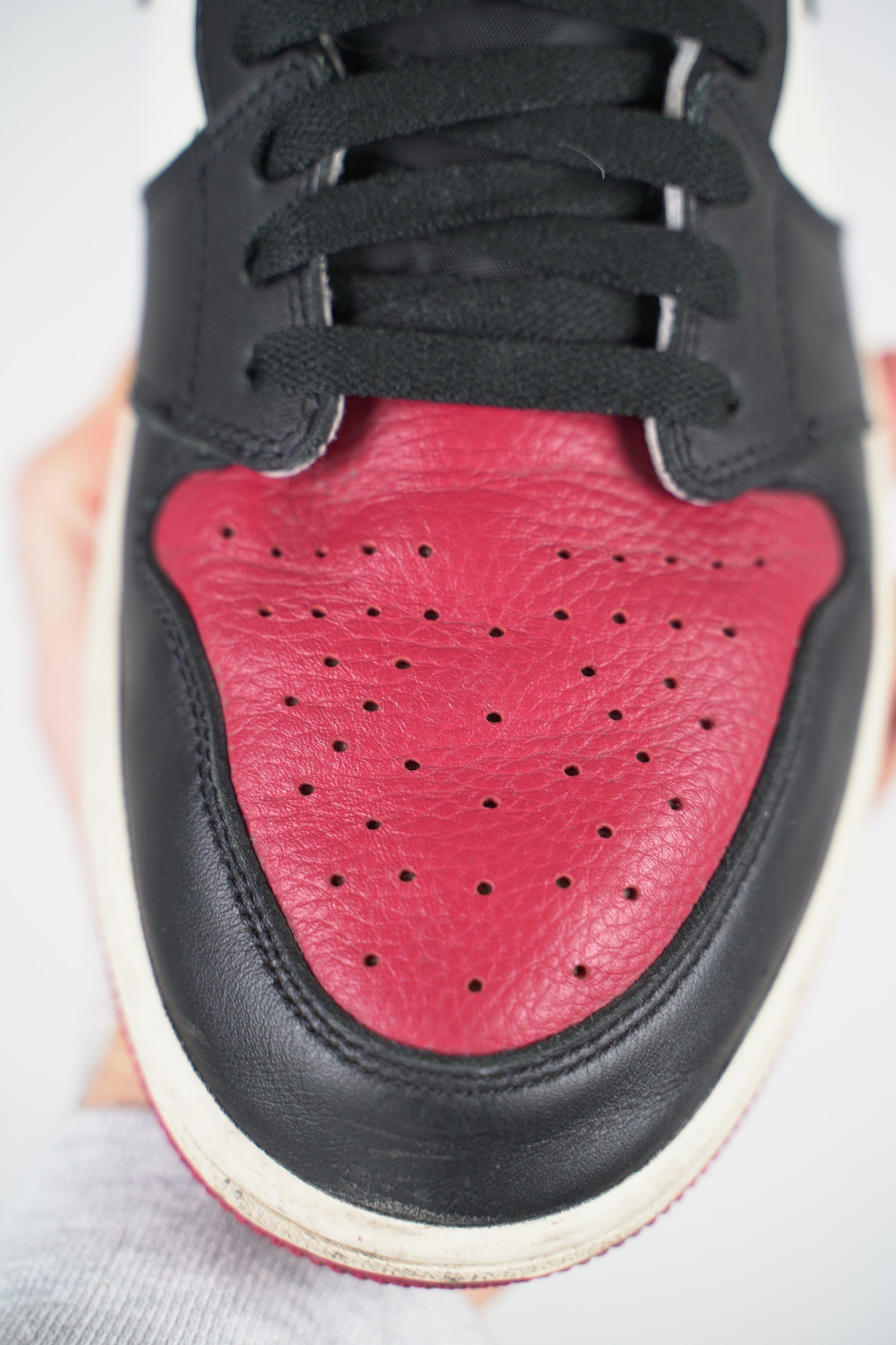 Nike Air Jordan 1 High Bred Toe US12 / 46 (2018)