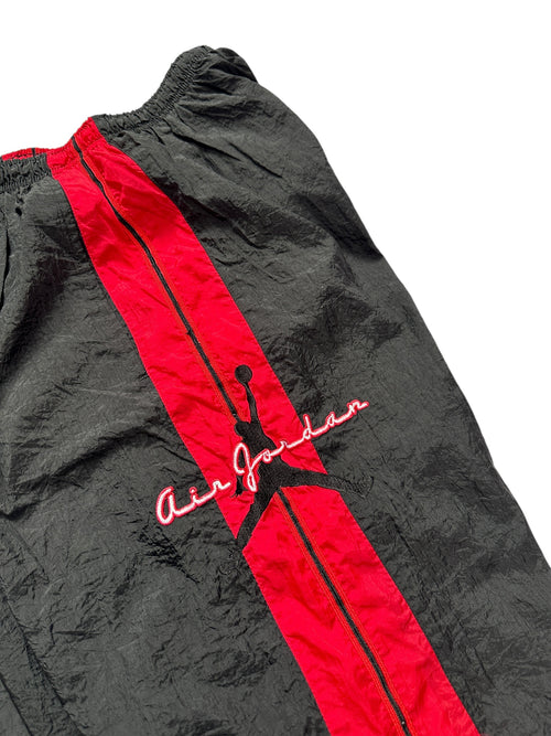 1980s Air Jordan Trackpants Schwarz Rot | Vintage Basketball Hose S