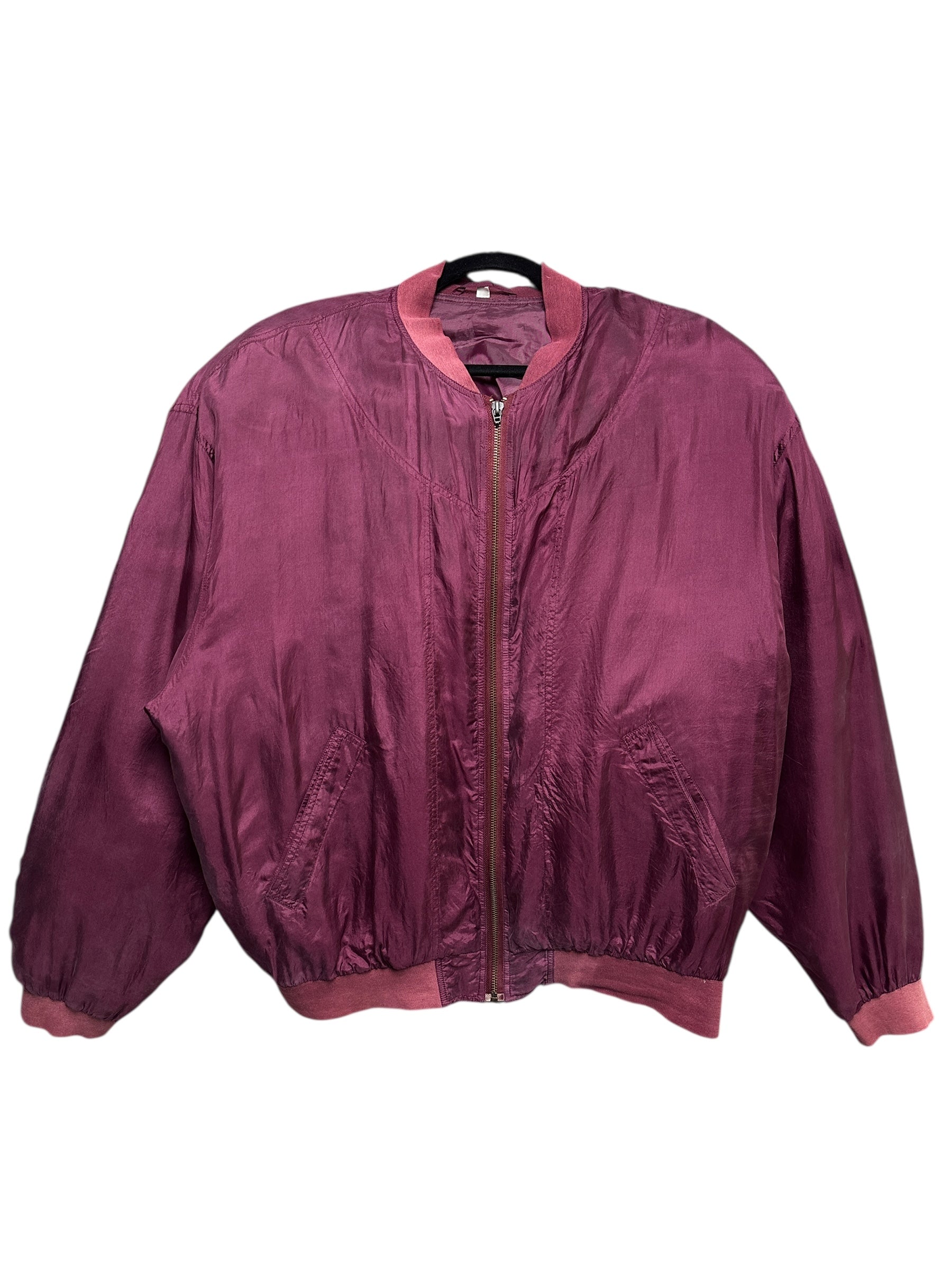 1980s Satin Bomberjacke Bordeauxrot mit Schulterpolstern | Men’s L